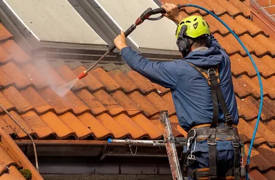 Démoussage et hydrofuge de toiture à Guillaucourt