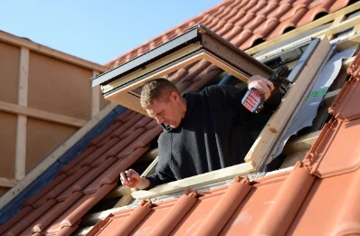 Pose de fenêtres de toit Velux à Guillaucourt